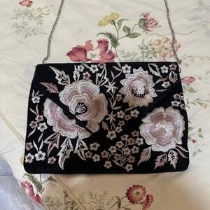 Floral crossbody